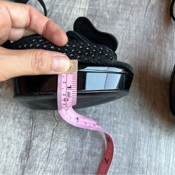 Bruno Magli Suede Leather Heels Sandals Ankle Strap Size 39 Black Butterfly - Picture 13 of 14